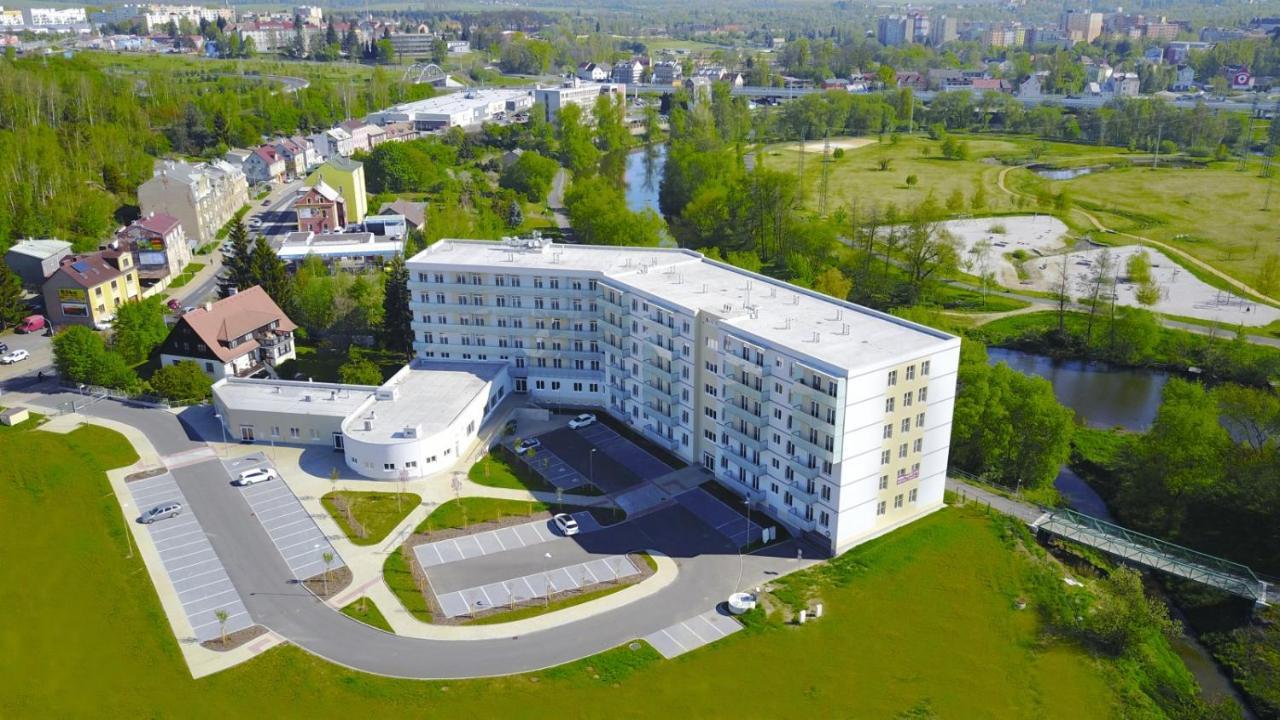 Apartman Rezidence Moser-Free Parking Garage Karlovy Vary Extérieur photo