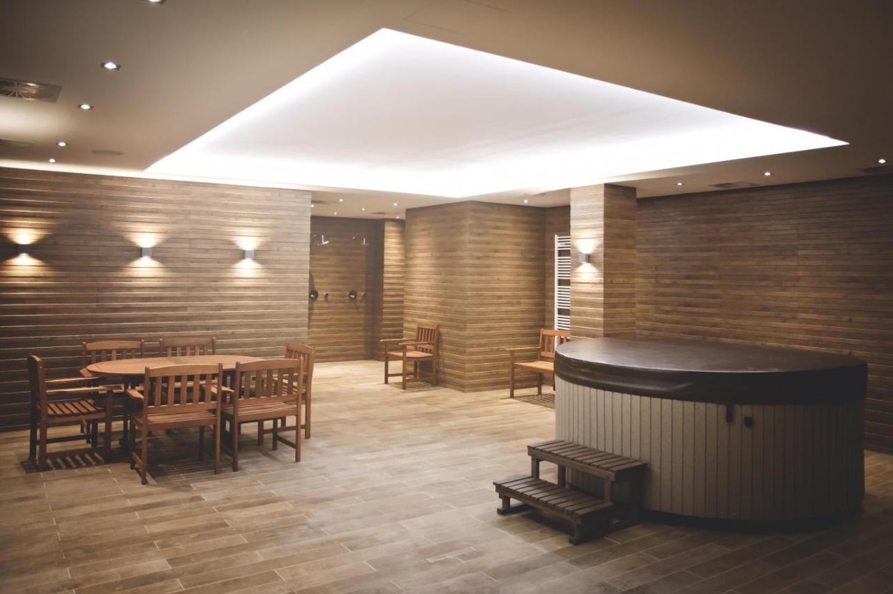 Apartman Rezidence Moser-Free Parking Garage Karlovy Vary Extérieur photo