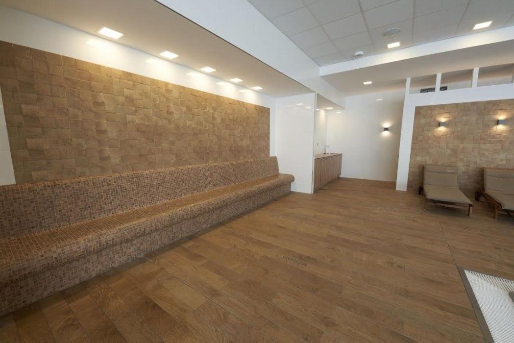 Apartman Rezidence Moser-Free Parking Garage Karlovy Vary Extérieur photo